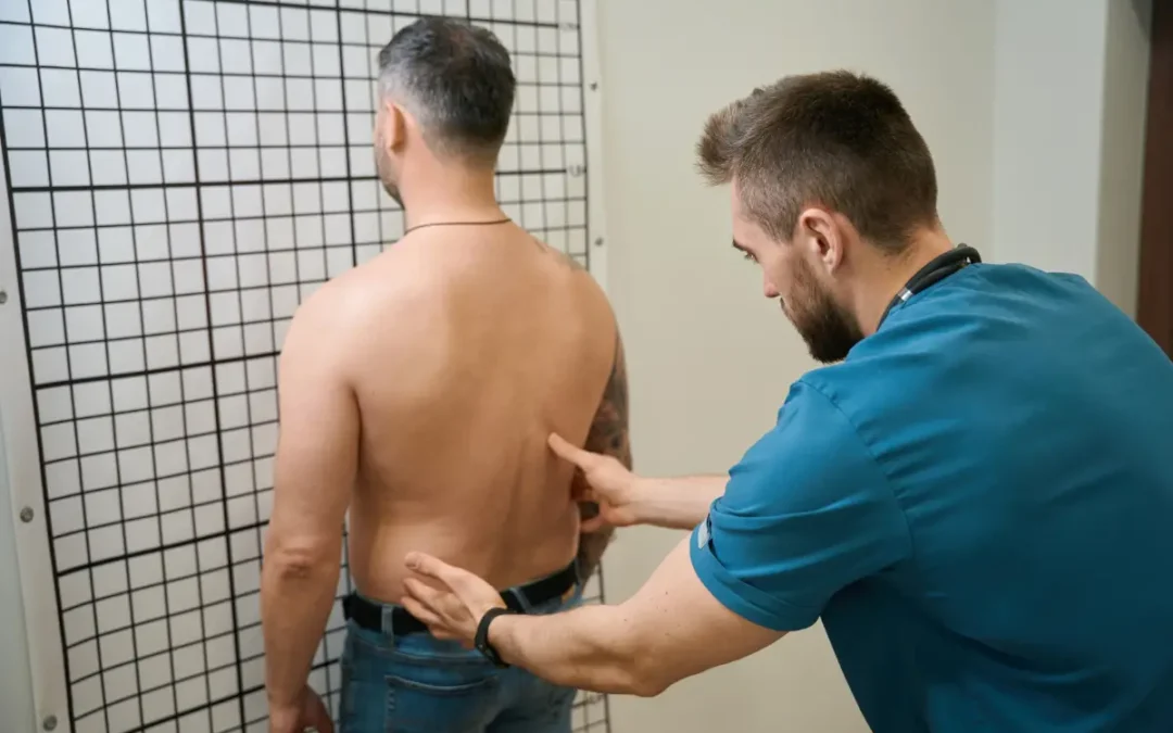 Physiotherapy helps improve lower back pain!